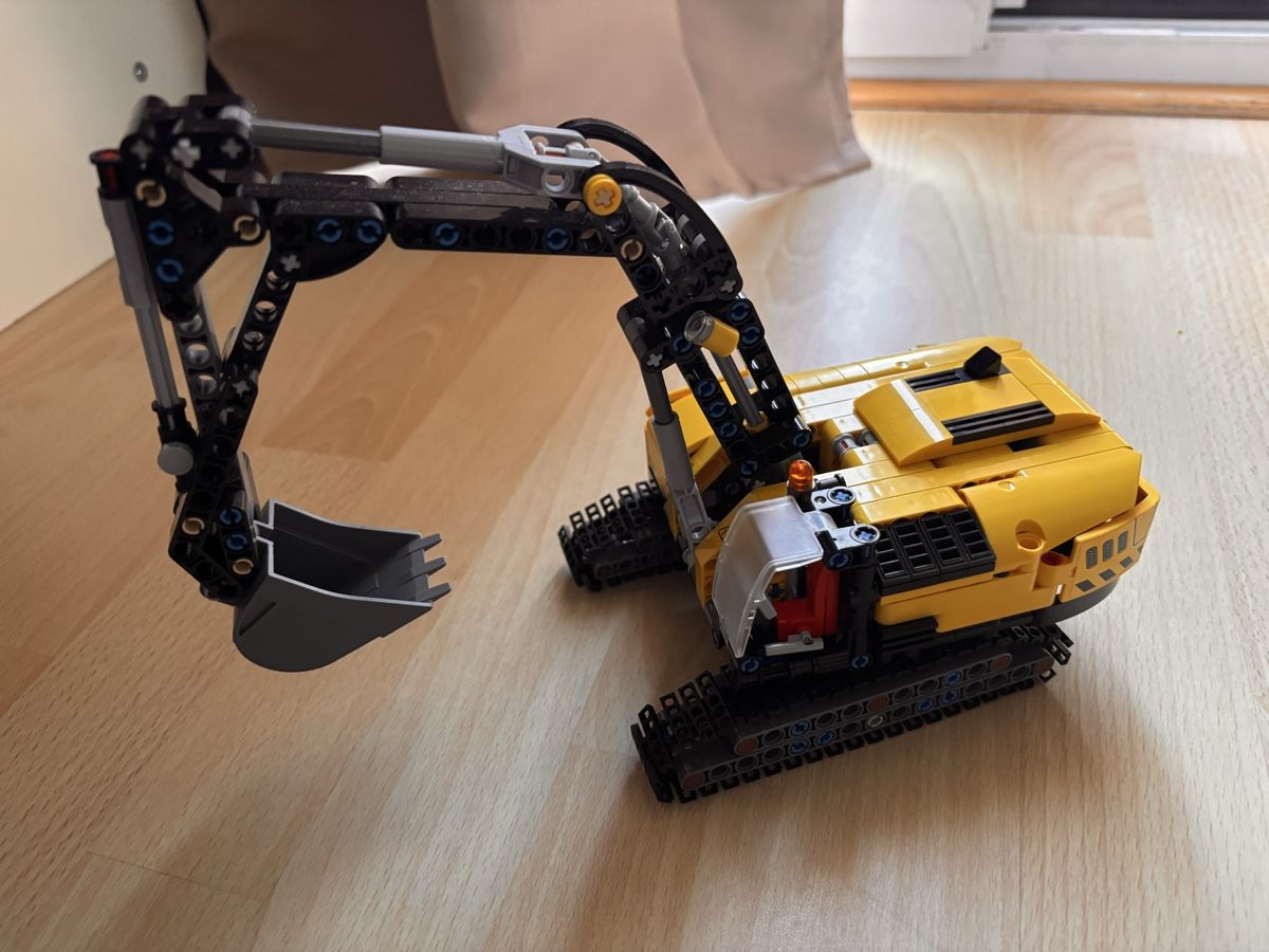 Technics Kit di costruzioni: LEGO Technic 42121 Bagger, komplett – Usato da Dättlikon venduto da MC_FK 2