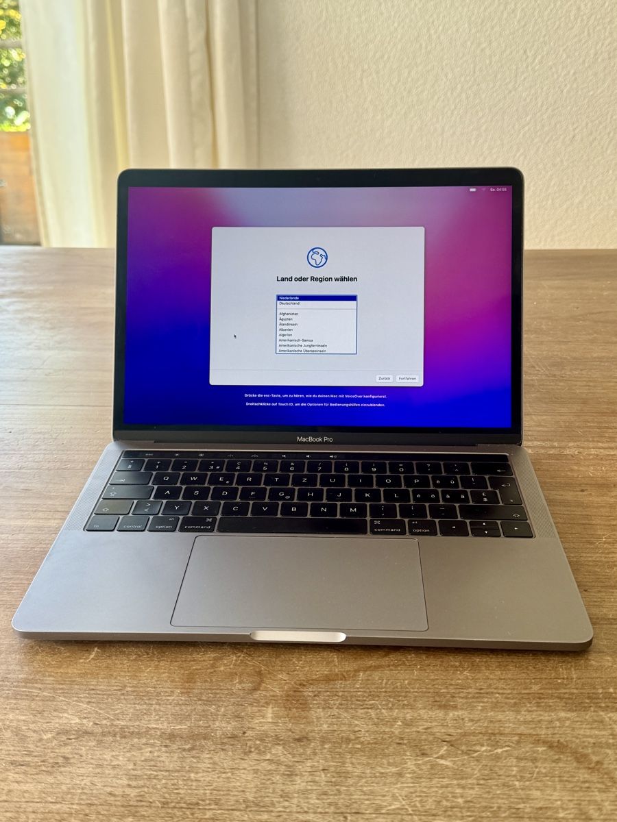 Apple Notebook: MacBook Pro 2016, 250 GB – Usato da Stettlen venduto da Cxrx 1