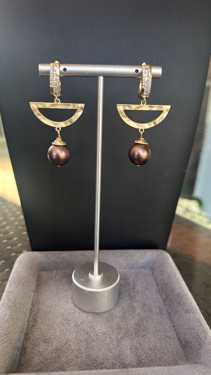 Perles (synthétiques): Ohrringe Halbbogen mit Perle und Zirkonia neu – Neuf avec emballage d'origine à Kriens par Hortensie6