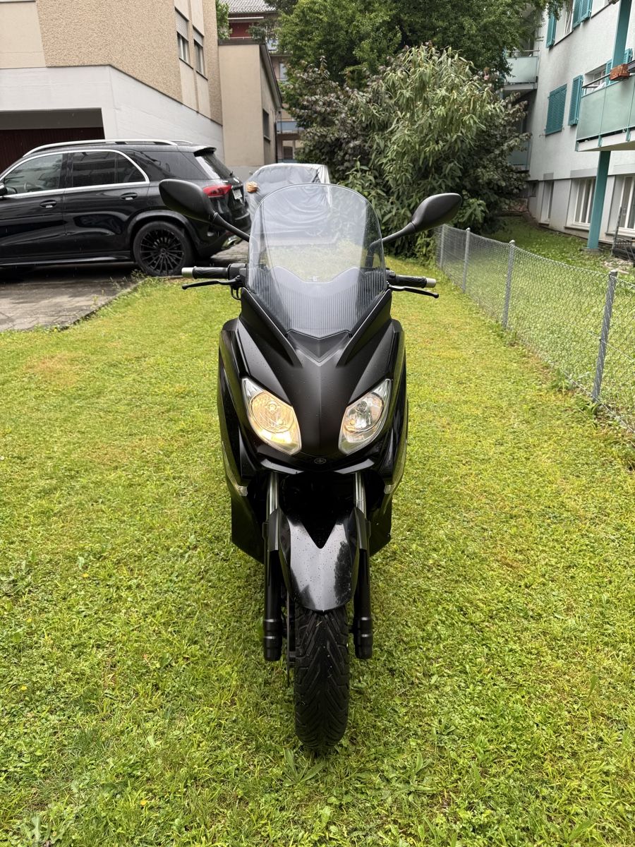 Yamaha Scooter: YAMAHA X-MAX 250R CC – Usato da Winterthur venduto da Fabio_46
