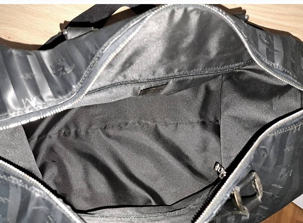 Sacs: Mollerus Reisetasche – D'occasion à Basel par ayna97 1