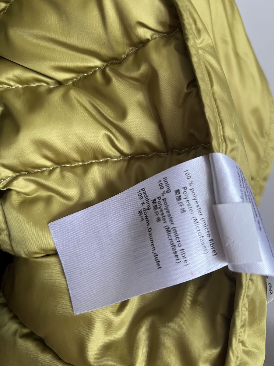 Marc Cain Giacche: MARC CAIN DAUNENJACKE, 2/36, neuwertig – Usato da Bergdietikon venduto da pinkerton13 8