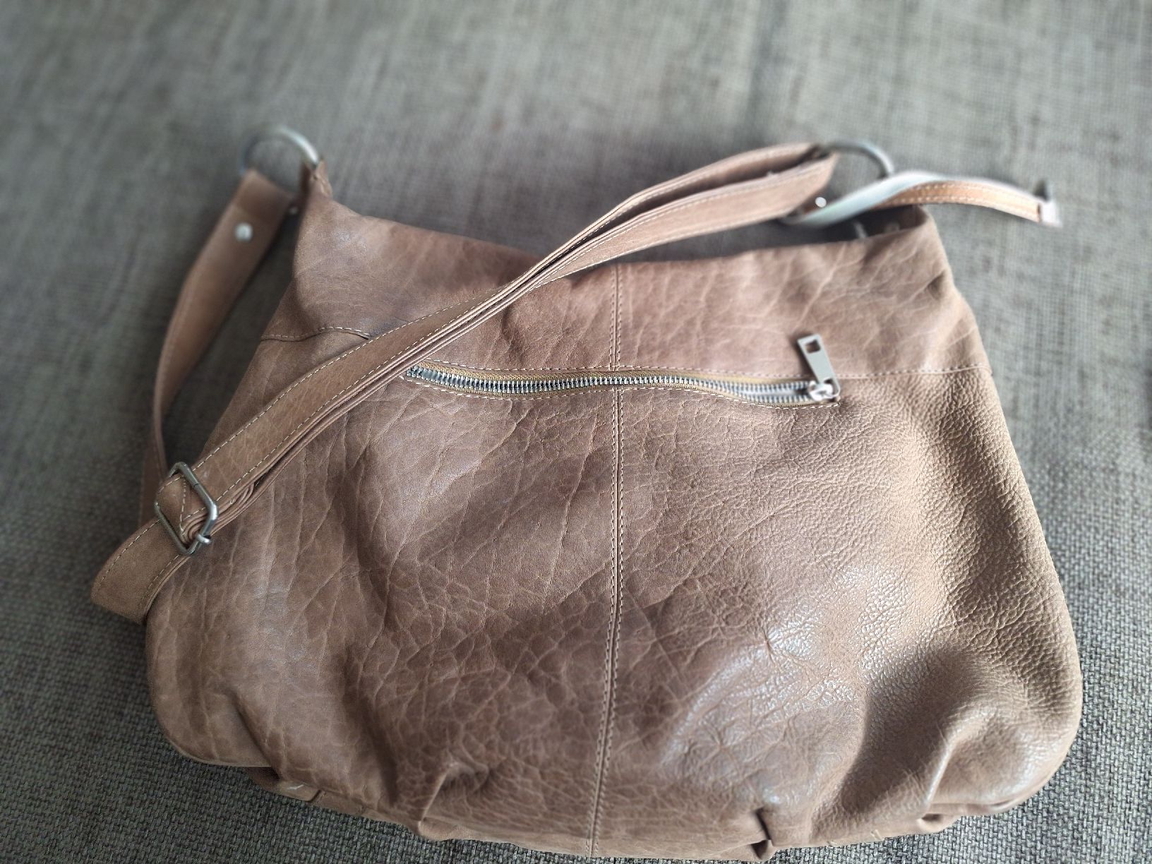 Taschen für Damen: Leder Handtasche – Gebraucht aus Bassersdorf von Makeje58 1