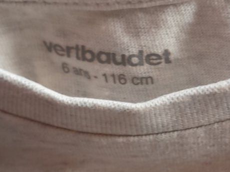 Vertbaudet Camicie, T-shirt & Polo: Kinder Langarmshirts Grösse 116 – Usato da Worb venduto da Osterthal 3
