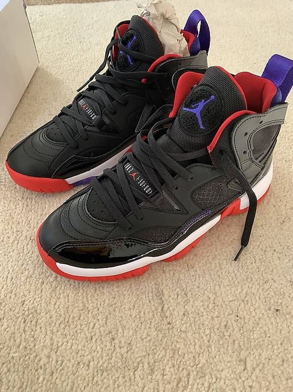 Scarpe da uomo: Jordan Jumpman Two Trey – Usato da Zürich venduto da greekfever