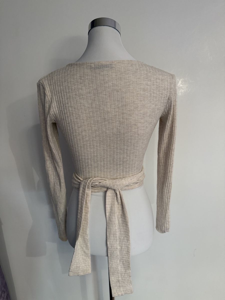 Zara Top: 2 Zara Tops XS – Usato da Zürich venduto da JOD213 1