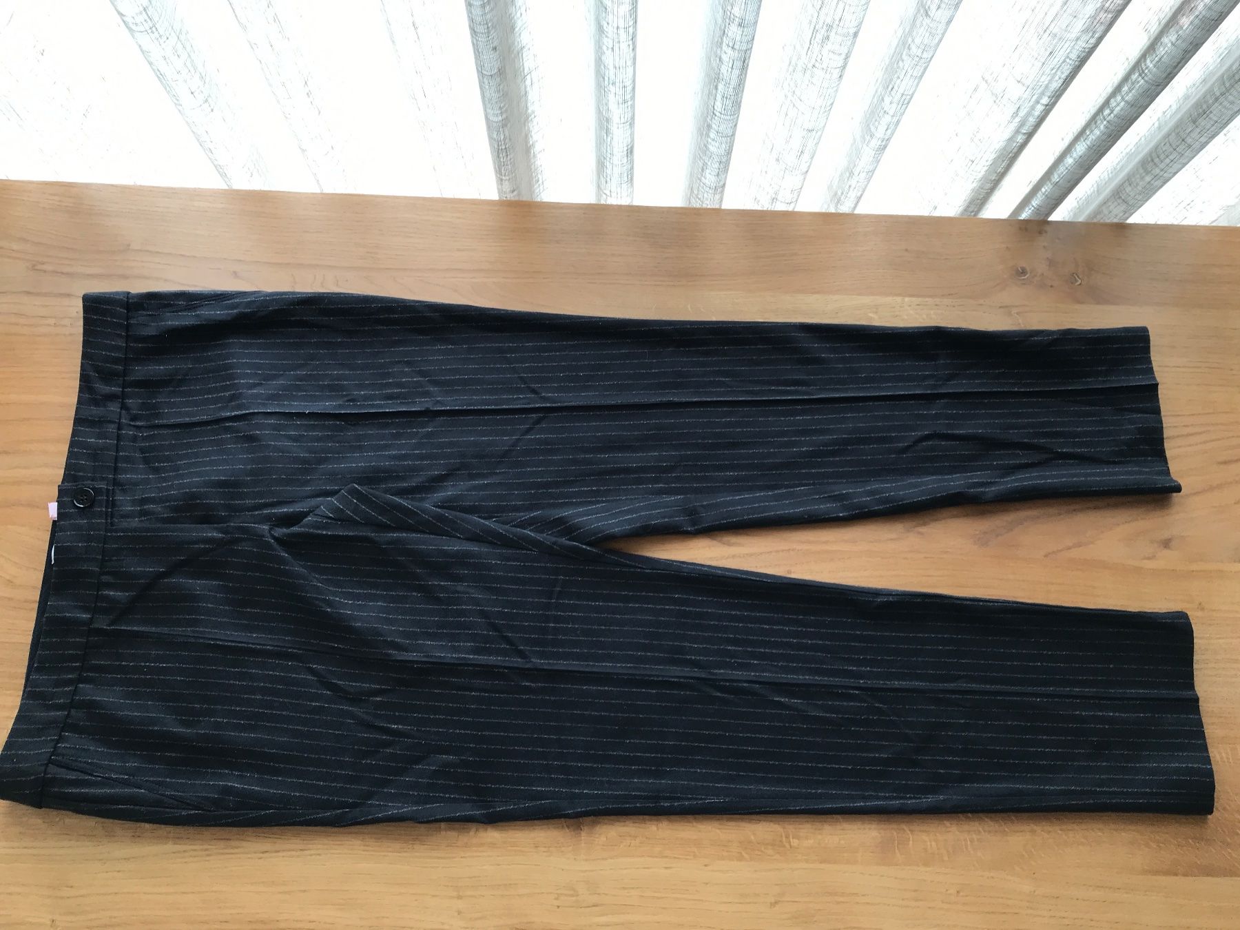 Marella Pantaloni: Anzugshose Marella – Usato da Marthalen venduto da Chuegi1