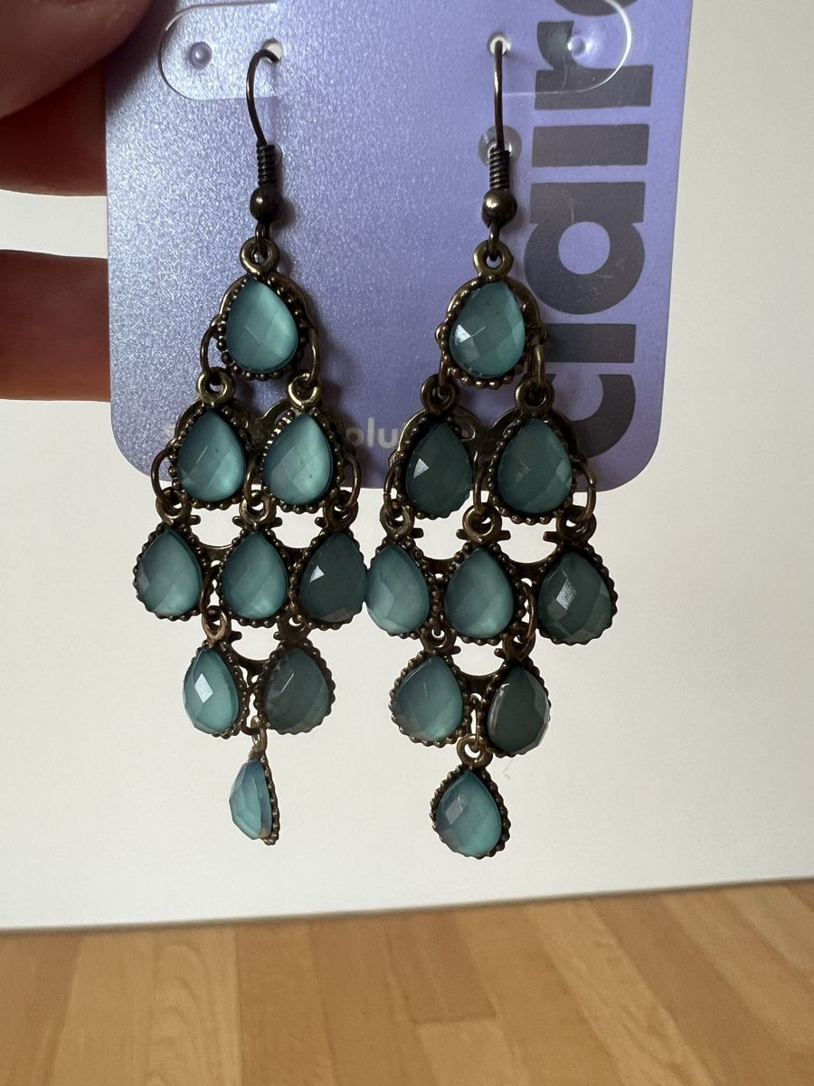 Ohrringe & -stecker: Elegante Ohrhänger mit Steinen – Neu (gemäss Beschreibung) aus St.Gallen von Shopaholic5 1