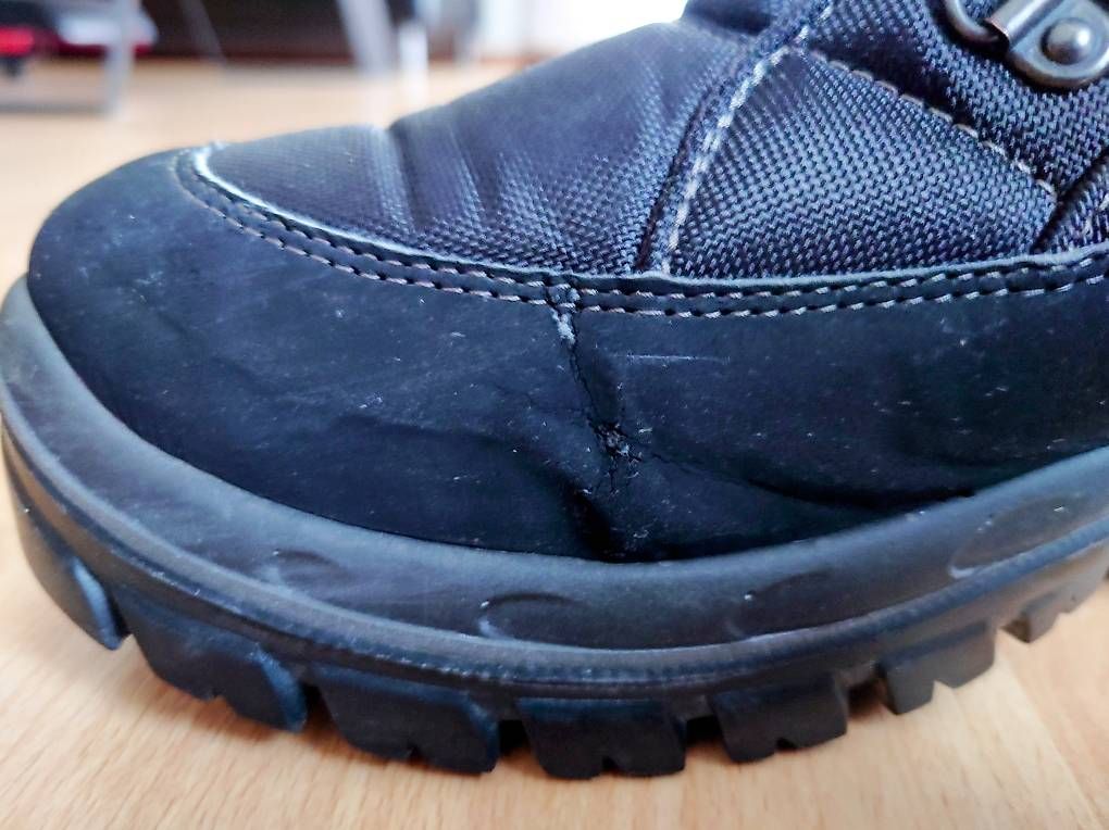 Scarpe da uomo: Icebreaker Winterschuhe (42) – Usato da Leuzigen venduto da Darcry 3