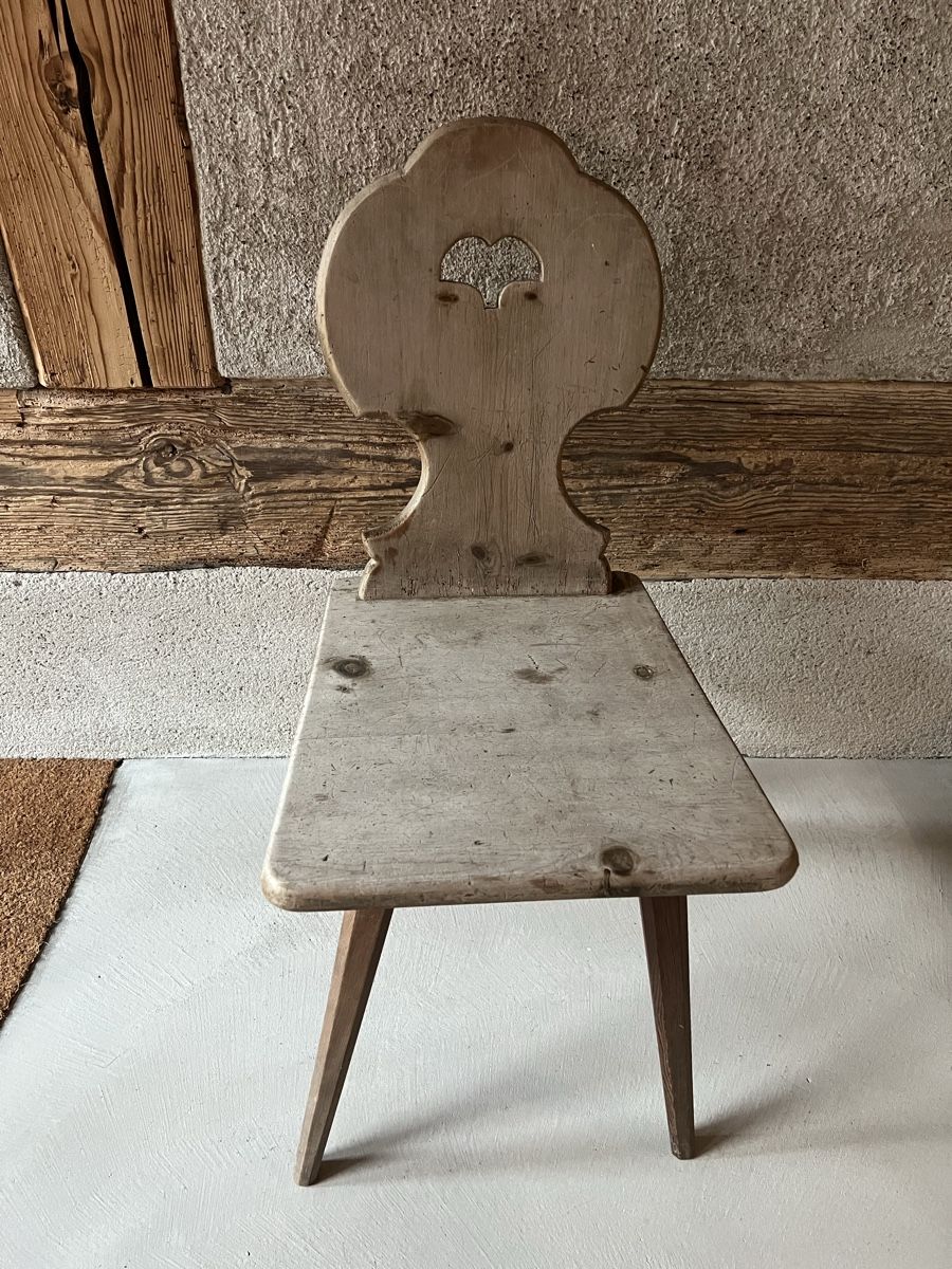 Sedie: Alte Stabelle Holzstuhl Stuhl Holz – Usato da Eglisau venduto da yd55