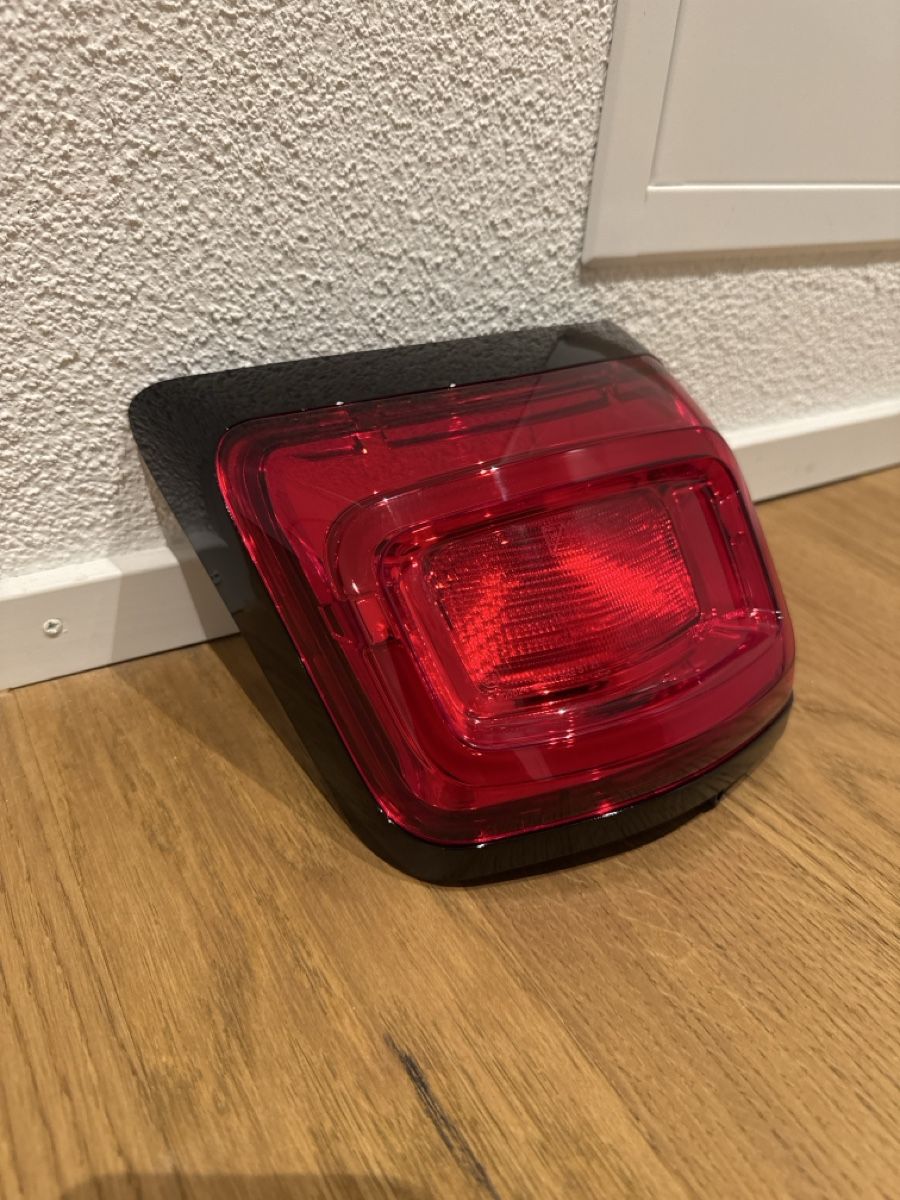 Vespa Tutti pezzi di ricambio per scooter: Vespa Gts LED Rücklicht – Nuovo (secondo la descrizione) da Tägerwilen venduto da dri_s69q 1