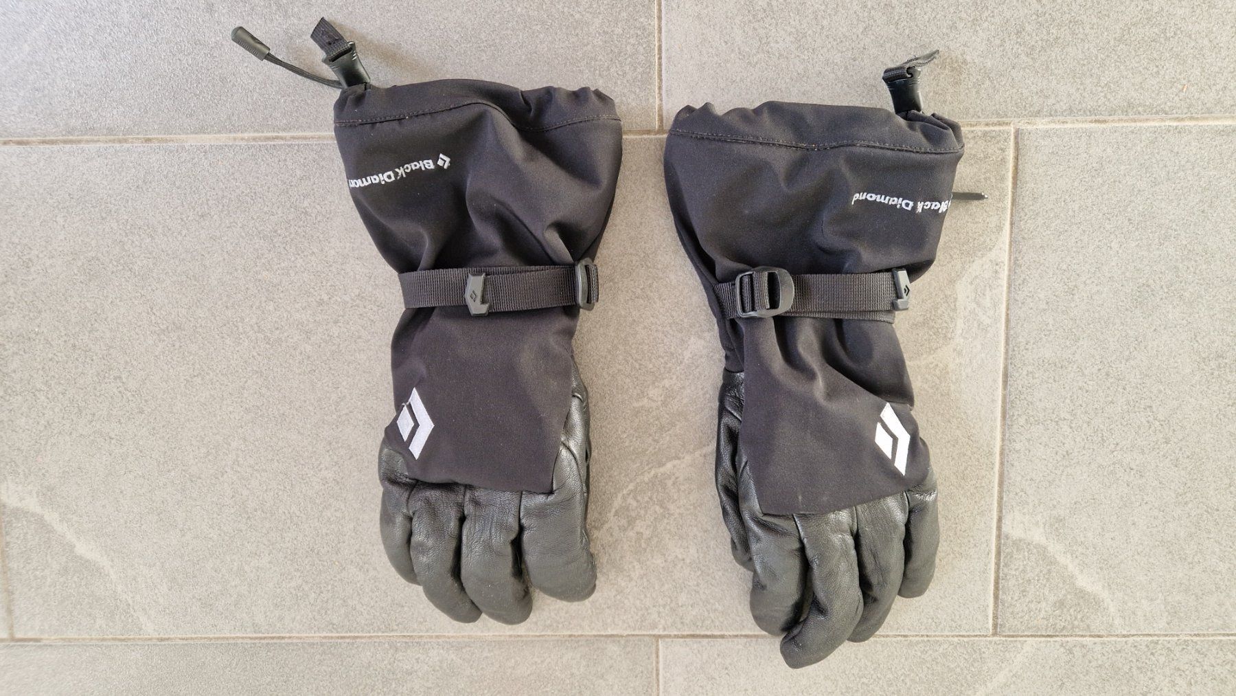 Black Diamond Altri accessori da uomo: Black Diamond mens ski gloves – Usato da Corseaux venduto da md_clark