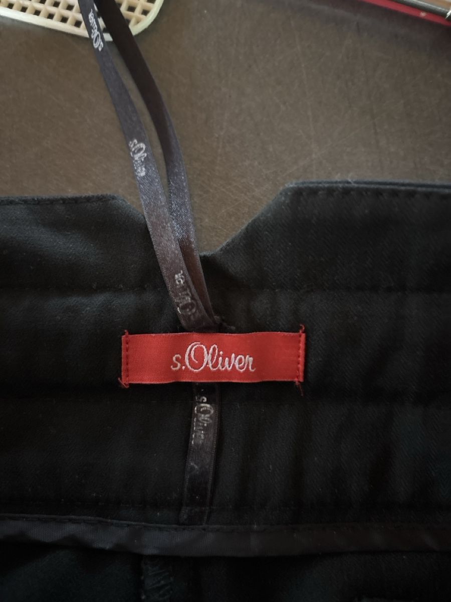 S.Oliver Pantaloni: Hose Gr. 34  Oliver schwarz Damen – Usato da Kaltbrunn venduto da Modern 5