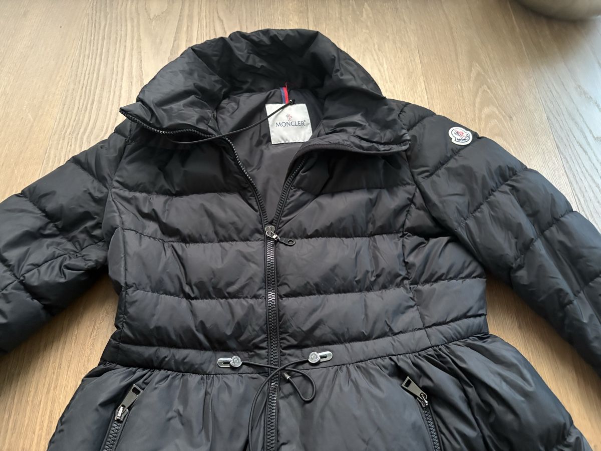 Moncler Cappotti: MONCLER Mantel schwarz – Usato da Bern venduto da Sabischu 4