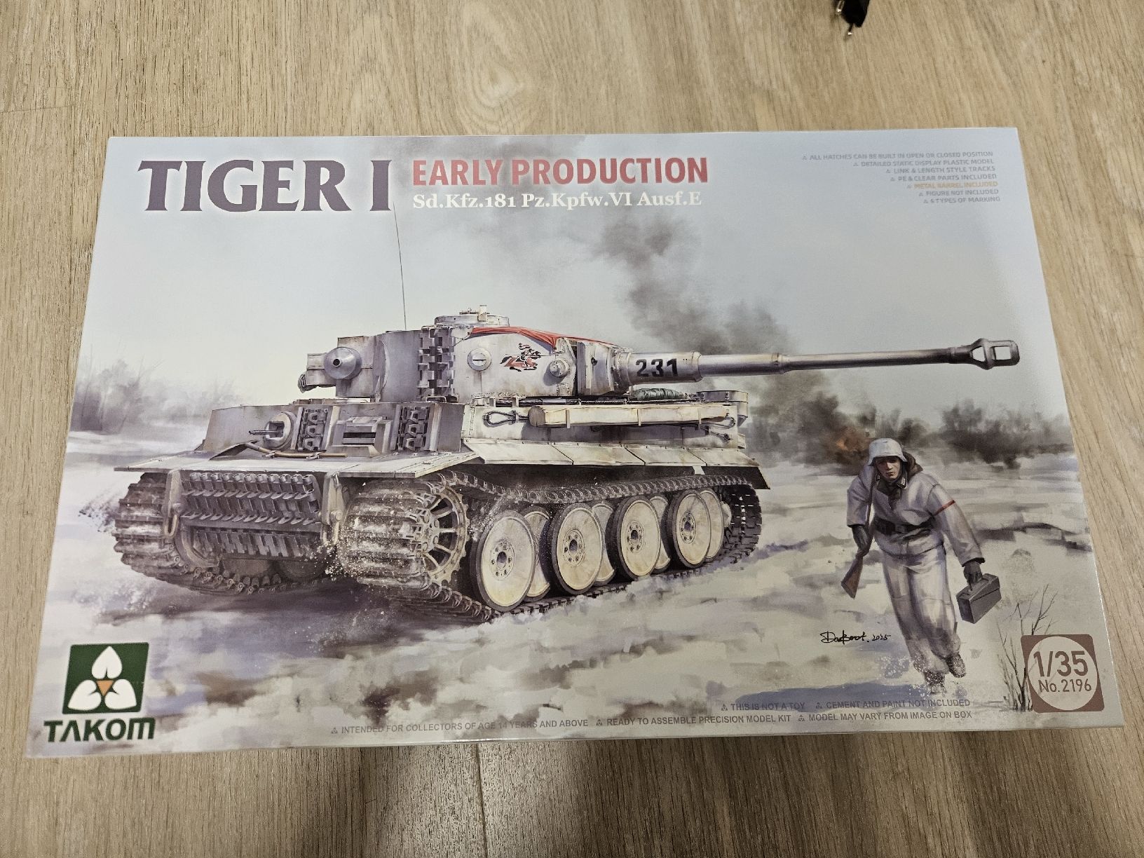 Kits de montage: Modellbausatz Panzer 4in1 1/35 neu – Neuf avec emballage d'origine à Dübendorf par EisenringJan 4