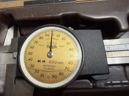 Pied à coulisse à cadran Tesa 0,02 mm avec coffret