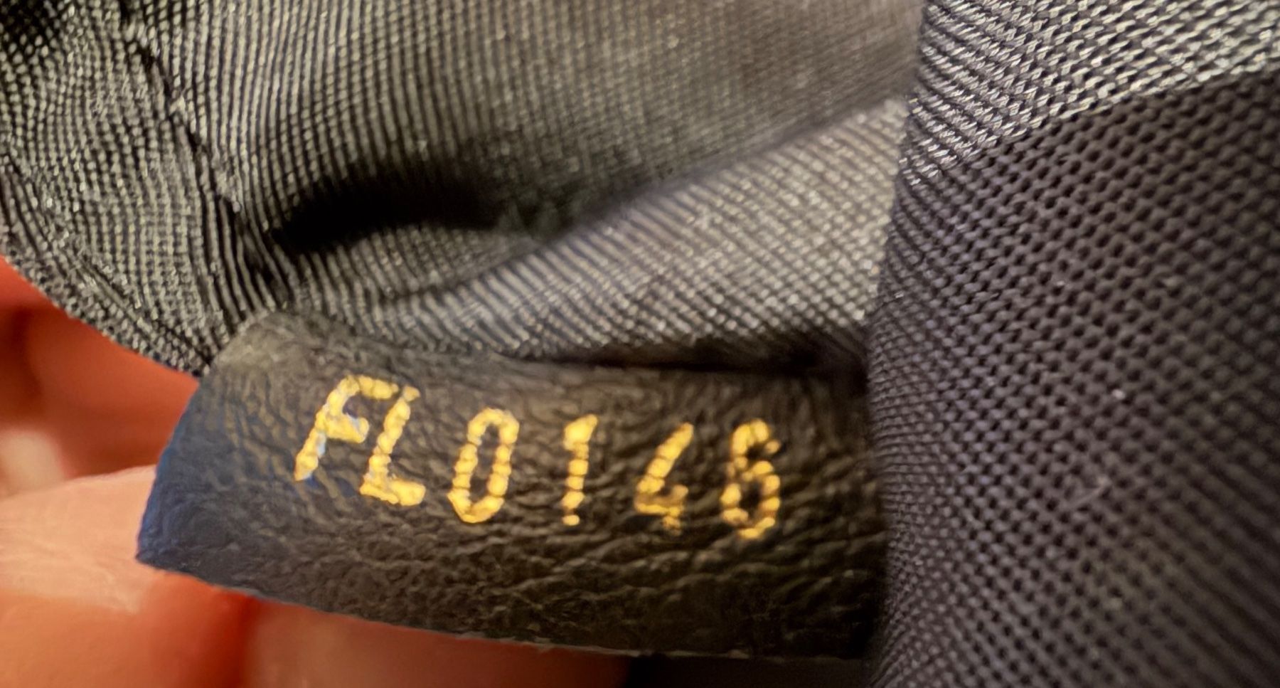 Louis Vuitton Zaini: Louis Vuitton Palm Spring PM – Nuovo (secondo la descrizione) da Konolfingen venduto da Sonnenblu0 4