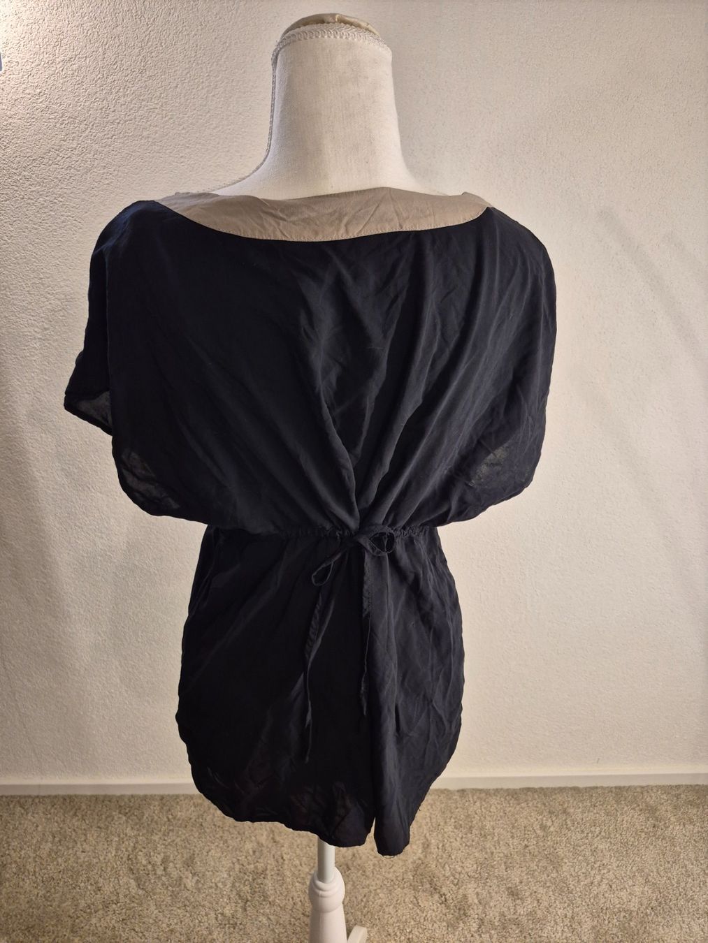 Blusen: Elegante Sommerbluse, tailliert, Grösse S – Neu (gemäss Beschreibung) aus La Neuveville von Vestiaire_2011 2