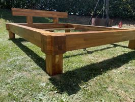 Massivholz Bett - 160x200cm  **Schnäppchen ab Fr. 1.—**