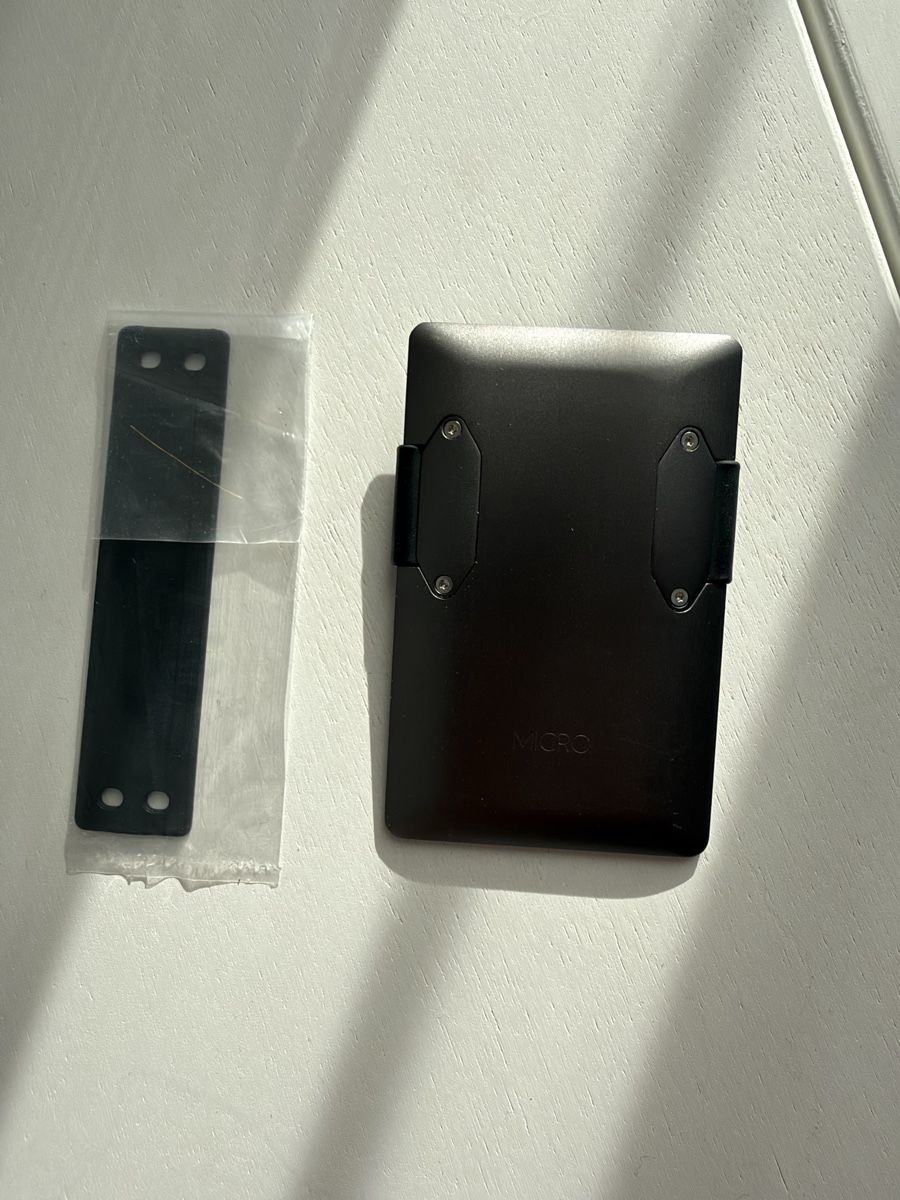 Portafogli: Aluminium Minimalistic Wallet / Card Holder – Usato da Zürich venduto da jankais3r 3