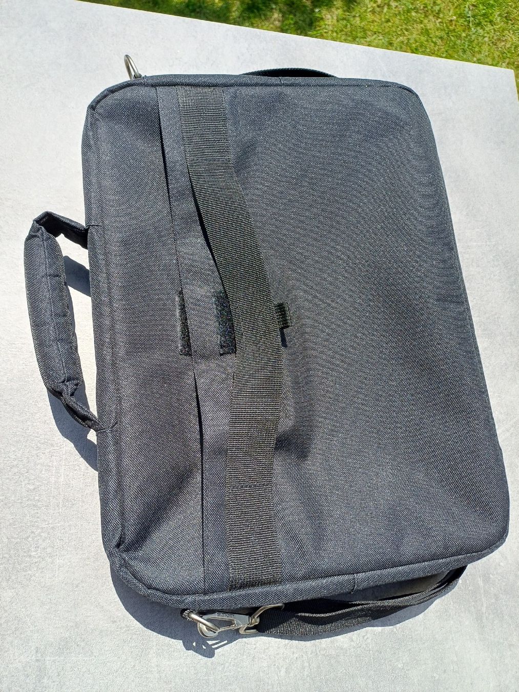 Valigie & Borse: Laptop Tasche schwarz – Usato da Ebikon venduto da Alexjasmin 3