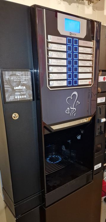 Selecta Kaffeeautomat für Kaffeebohnen mit Münzprüfer (Gebraucht) in ...