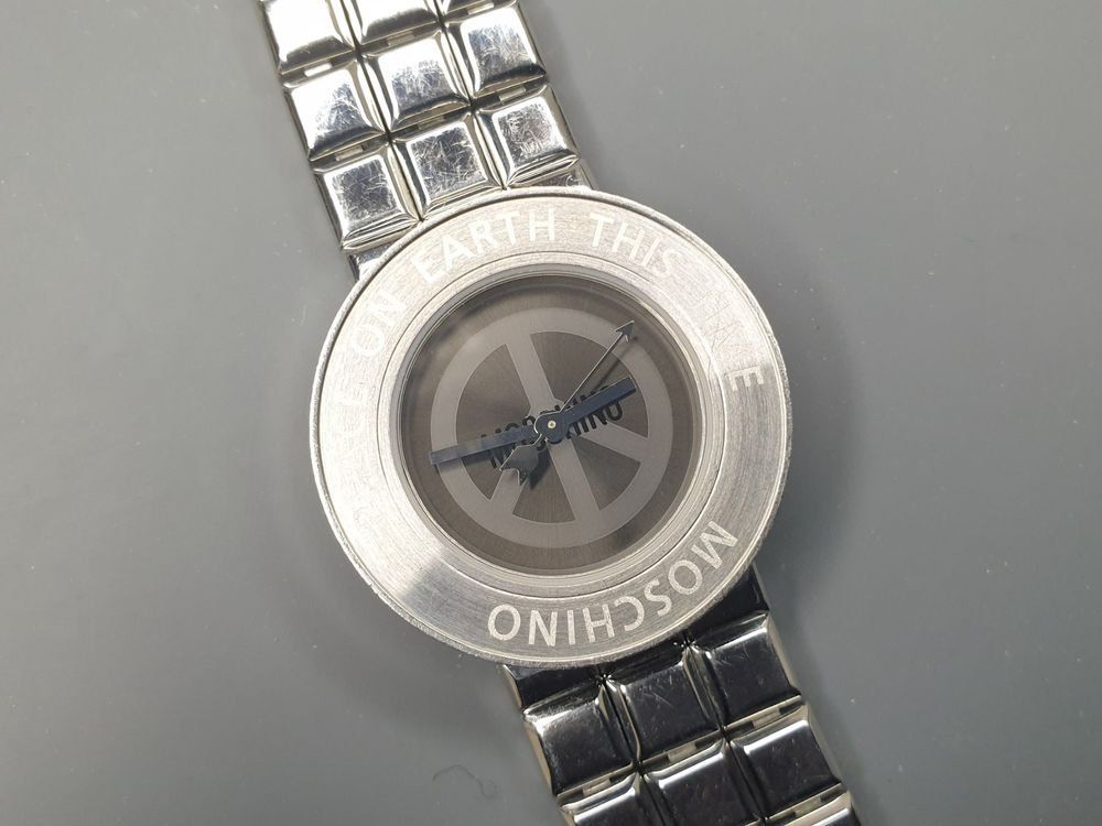 Moschino Orologi: Schöne Damenuhr "Moschino" – Usato da Möhlin venduto da bekapame 4