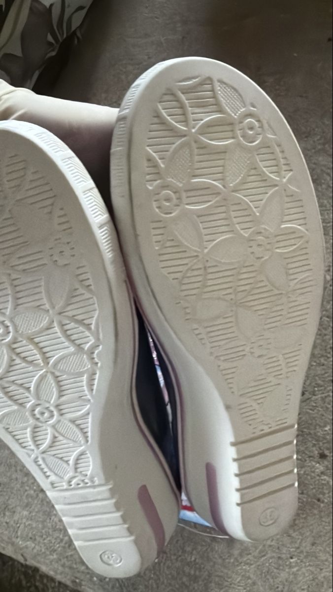 Scarpe per ragazze: Schuhe – Nuovo (secondo la descrizione) da Amlikon-Bissegg venduto da Rose_Rose 3