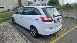 A vendre Ford Grand C-Max 7 places avec portes coulissantes
