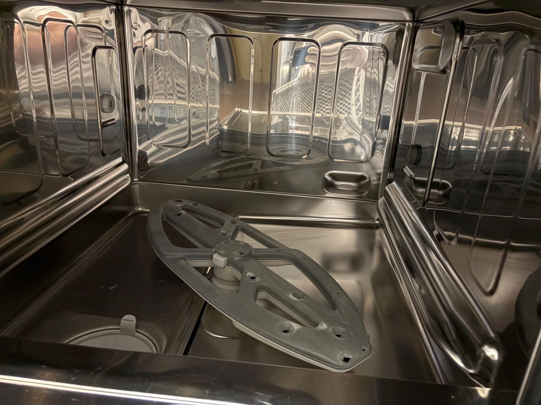 Winterhalter Lavastoviglie: Winterhalter UCM Unterbauspülmaschine – Usato da goldau venduto da G.app 6
