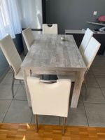Esstisch mit 6 Stühlen und Couchtisch