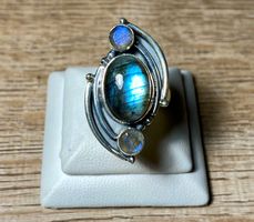 kunstvoller Silber(925)ring mit natürlichem Labradorit