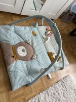 Detachtable toy