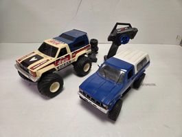 2 RC Car's für Bastler - ca. Massstab 1:18
