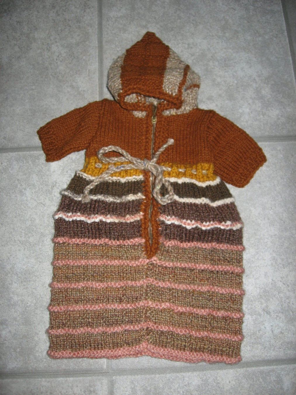 Puppen: neue selbst gestrickte Puppenkleider – Neu und originalverpackt aus Kaltbrunn von Cindy99 2
