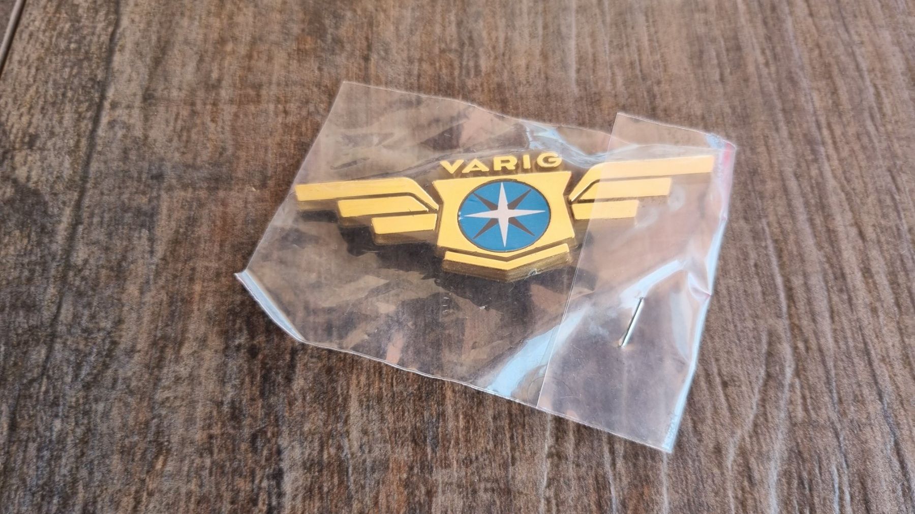 Placchette & Badge: Fluggesellschaft Abzeichen VARIG neu im Beutel – Usato da Bözberg venduto da heinz-d