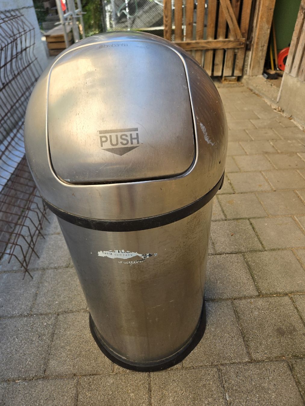 Brabantia Cestini per rifiuti: Brabantia Mülleimer  – Usato da Grünenmatt venduto da Brauni2 3