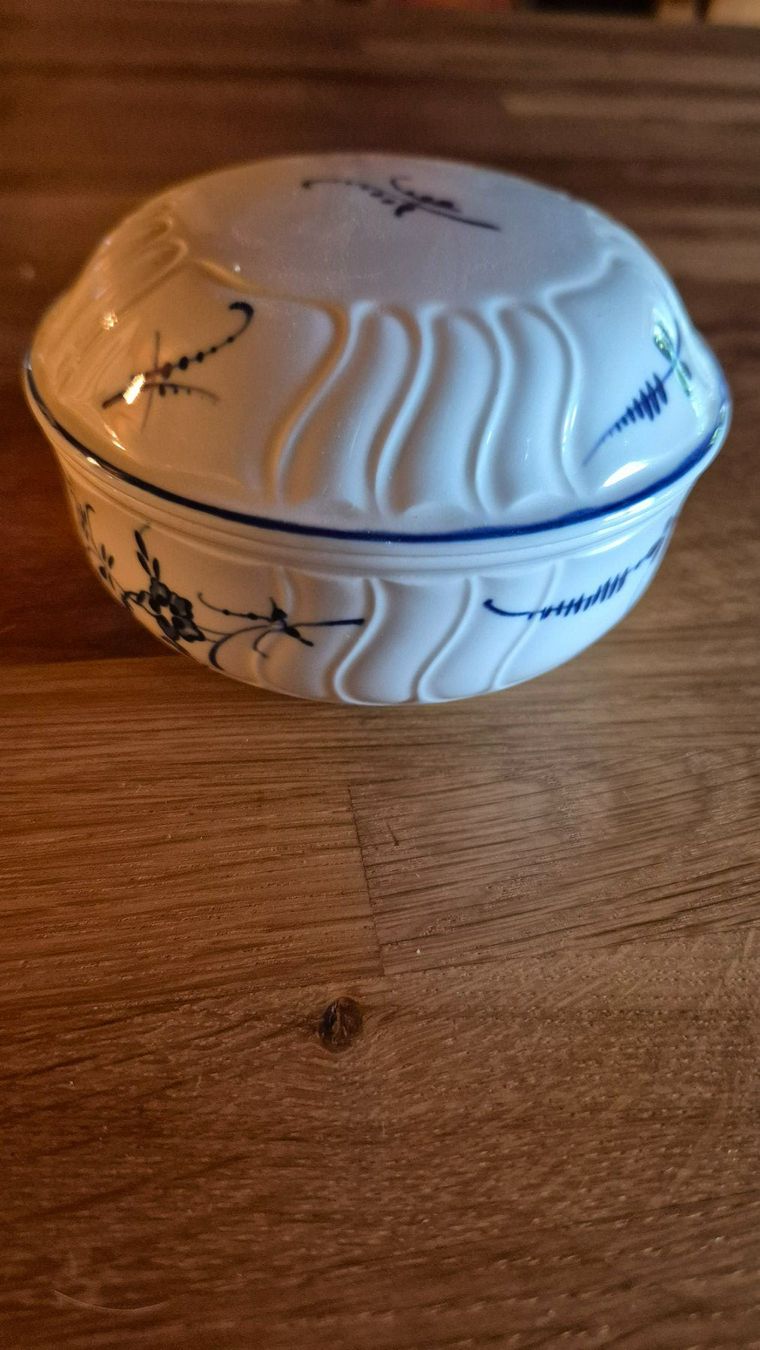 Villeroy & Boch Zuckerdosen: Boite en céramique – Gebraucht aus Mervelier von marbre75