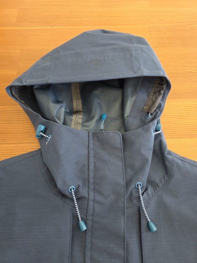 Sherpa Jacken: Sherpa Regenjacke - Gr. S – Gebraucht aus Meggen von Scollection 6