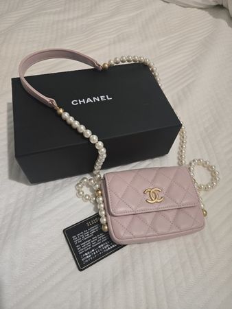 Chanel 21S Rose Clair Card Clutch