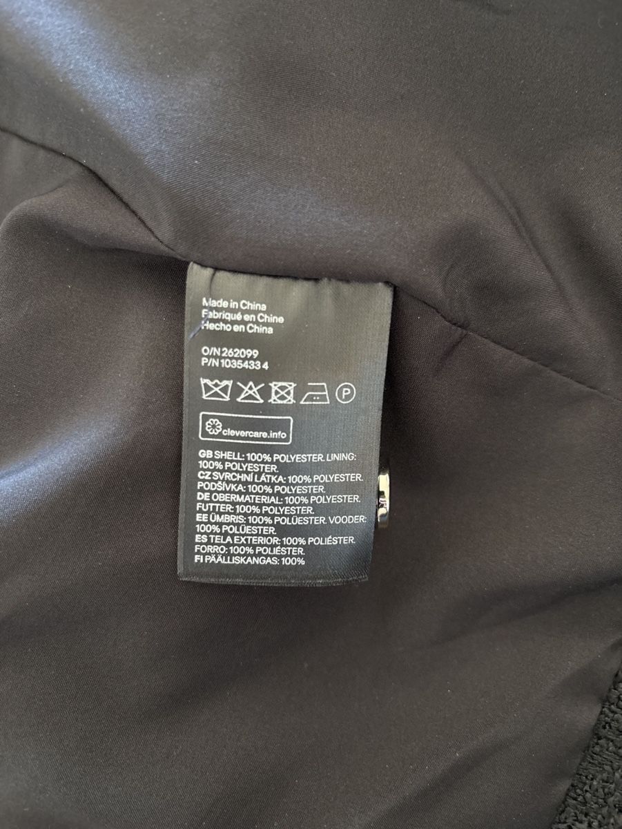 H&M Giacche: Schwarzer Bouclé-Blazer – Nuovo (secondo la descrizione) da Basel venduto da lau_retta 4