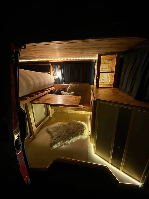 VW Veicoli da campeggio: VW T4 Camper – Usato da Savognin venduto da Blacksnow04 3