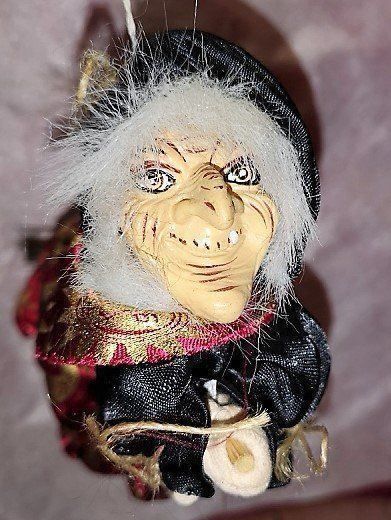 Figuren: Hexen – Neu (gemäss Beschreibung) aus Lutzenberg von Pinschi01