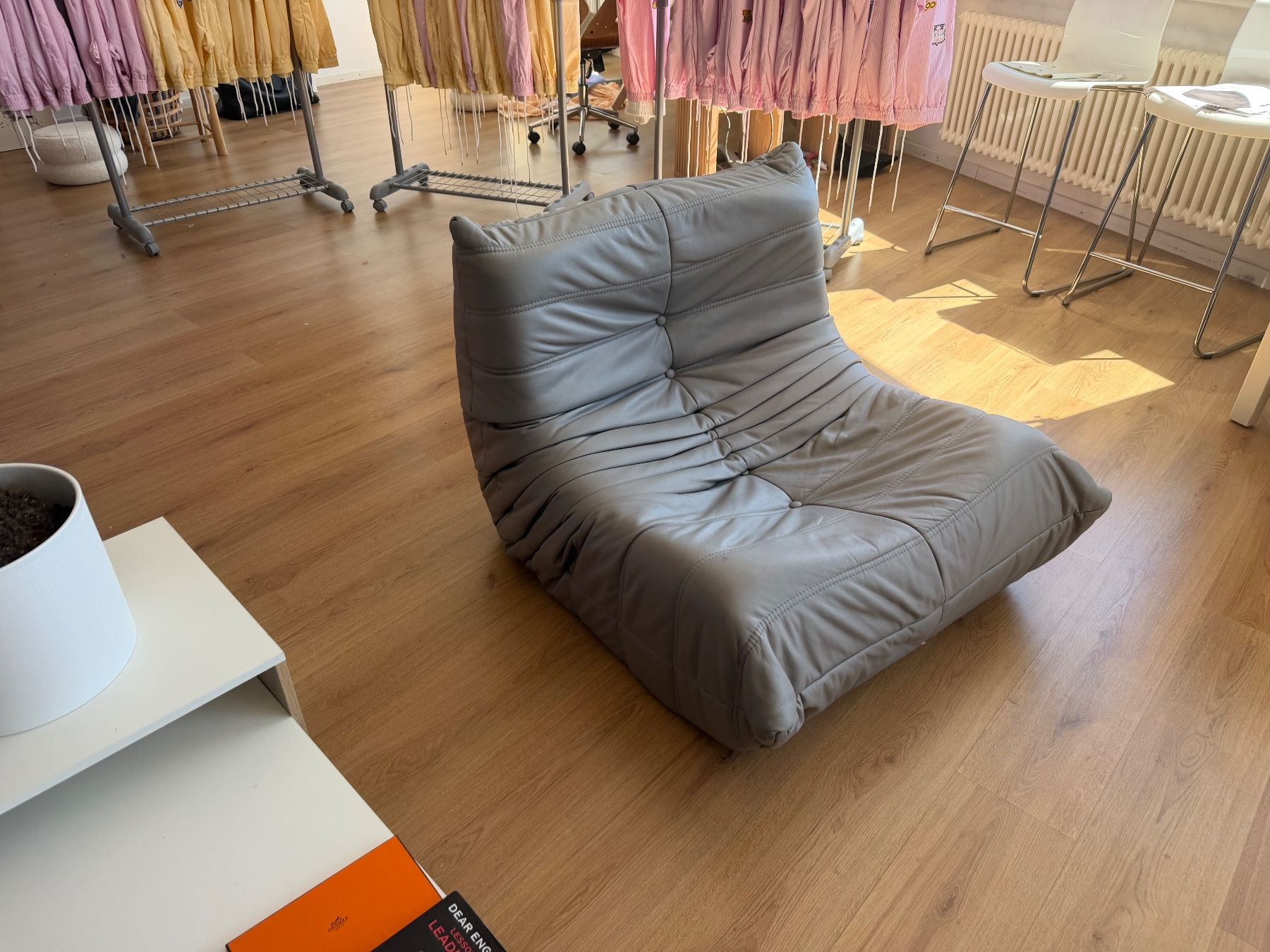 Divani: Togo Style Couch – Usato da Lausanne venduto da yan_6bmg