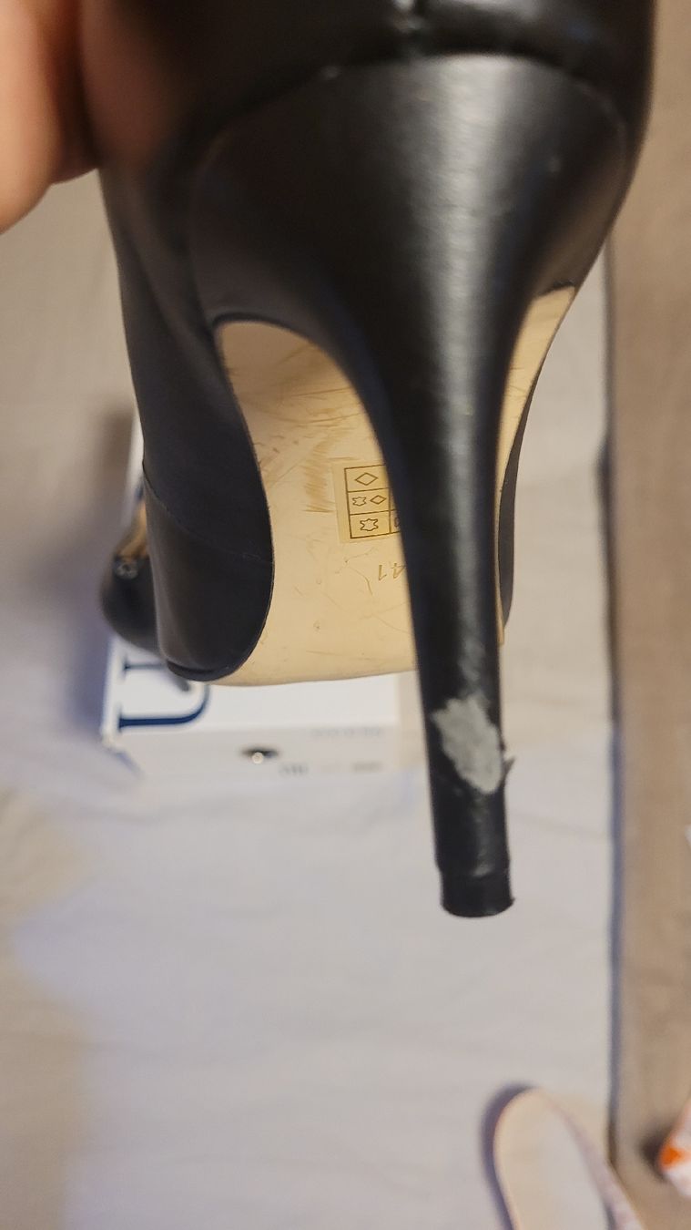 Guess Scarpe da donna: Escarpins Guess Noirs Taille 41, – Usato da collonges venduto da marlene.carlos 5