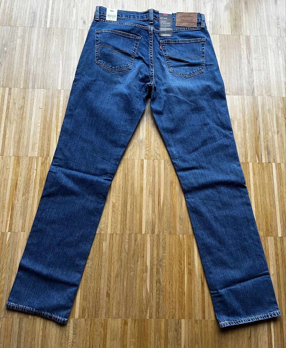 Levi's Jeans: Levis 511 Grösse 33/34 Neu Ungetragen – Nuovo e nell'imballaggio originale da Zürich venduto da idemehore 1
