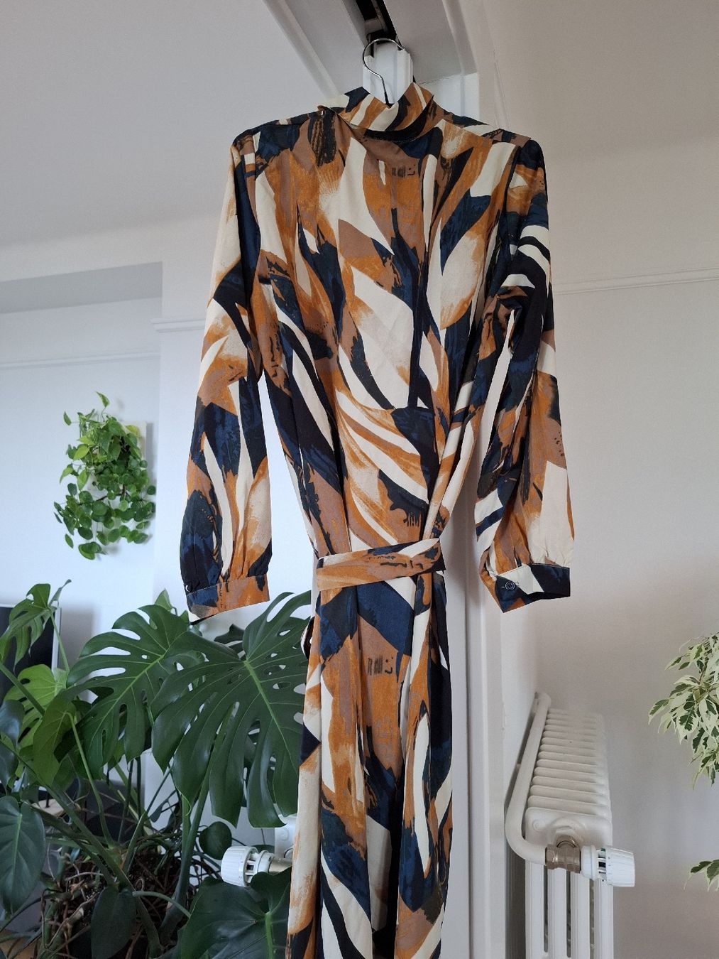 Vestiti: Robe longue imprimée, taille L, jamais portée  – Nuovo (secondo la descrizione) da Neuchâtel venduto da FloKo88 1
