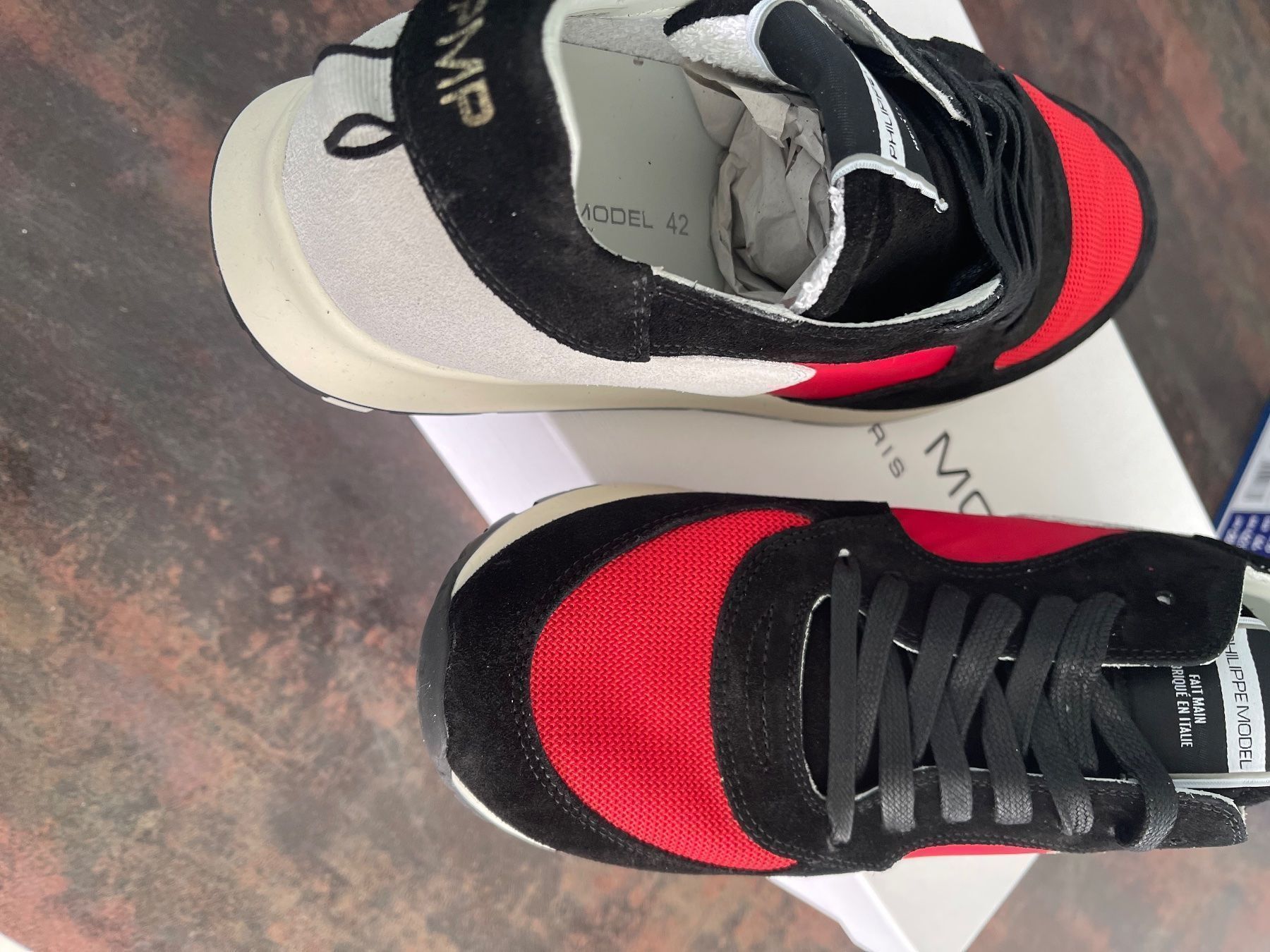 Scarpe da uomo: Philippe Model Paris – Nuovo e nell'imballaggio originale da Fislisbach venduto da Brandopfer810
