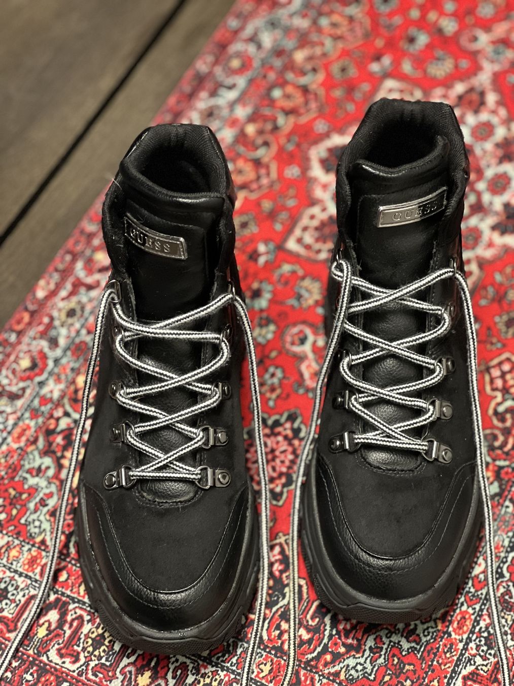 Guess Scarpe da donna: Guess Schnürschuhe Bevv NP. 150€ – Nuovo (secondo la descrizione) da Morschach venduto da alexger 1
