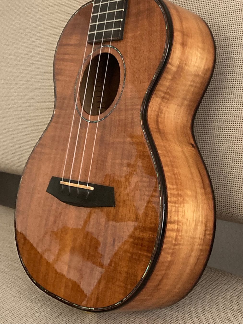 Strumenti musicali: Enya A5 Premium Koa Premium Ukulele – Nuovo e nell'imballaggio originale da Basel venduto da ltr_dmh7 2